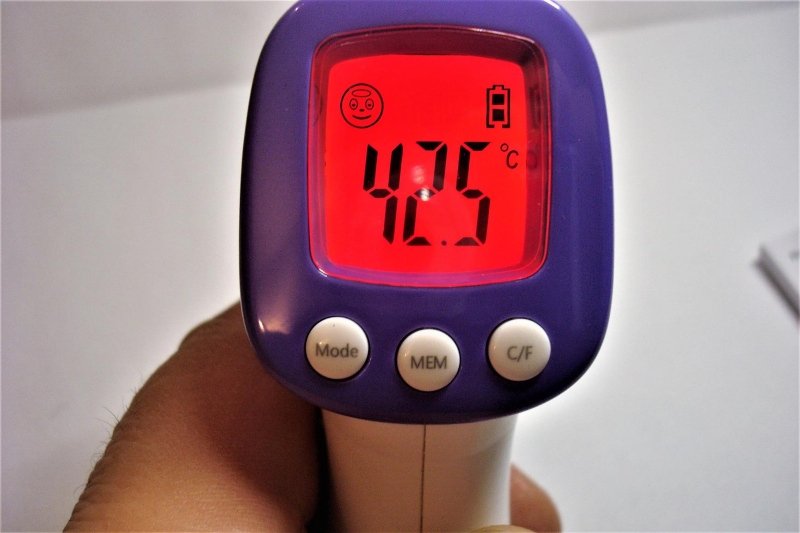 termometro infrarrojos bebe